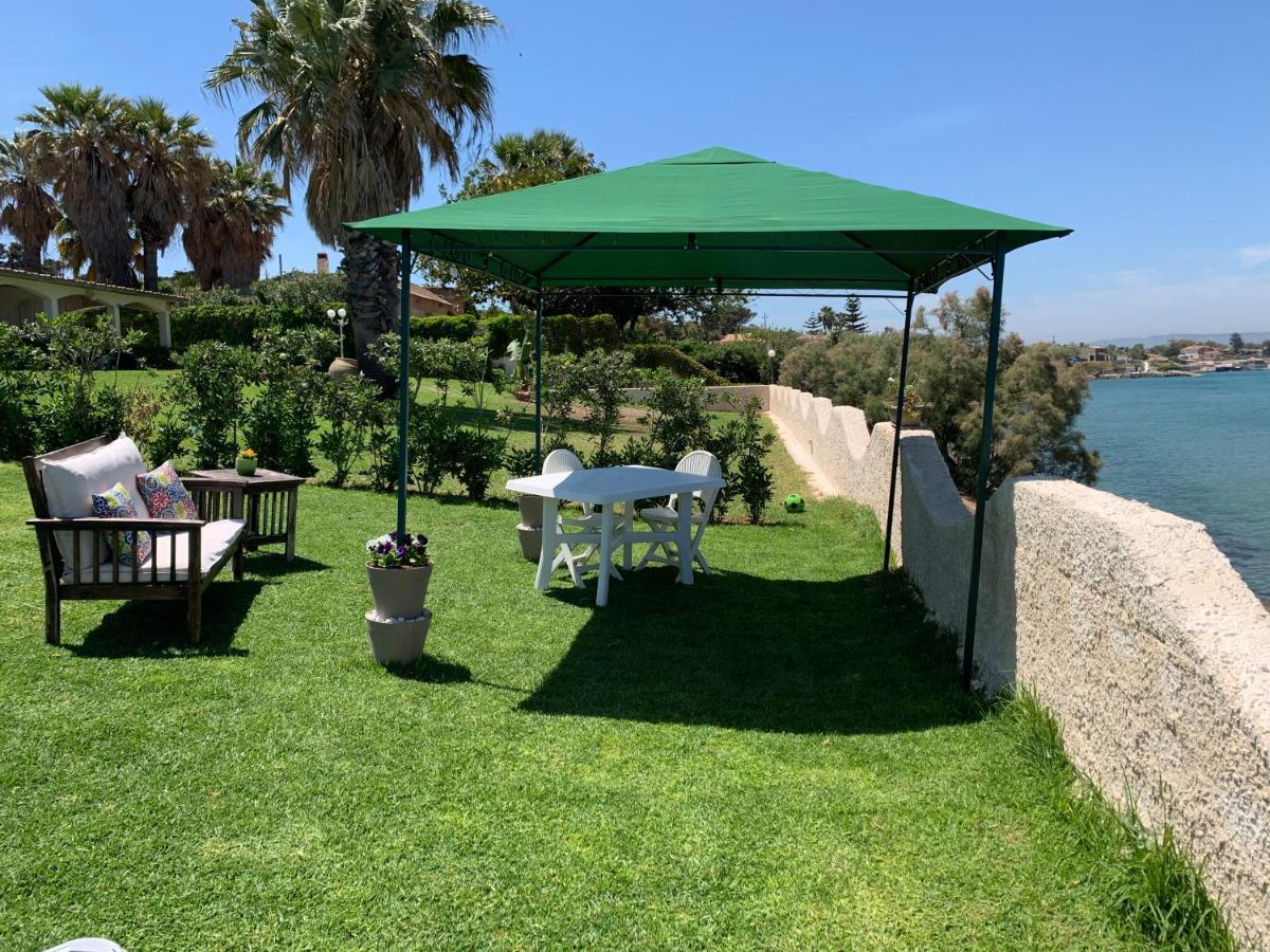 Apartamento Casa Con Piscina E Vista Mare Dal Giardino Fanusa Exterior foto