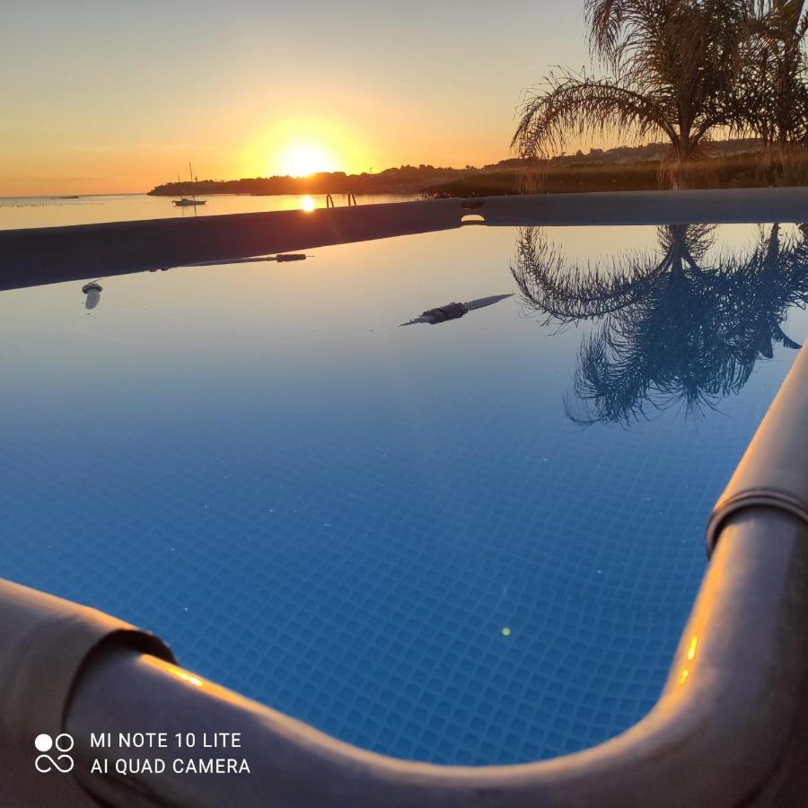 Apartamento Casa Con Piscina E Vista Mare Dal Giardino Fanusa Exterior foto