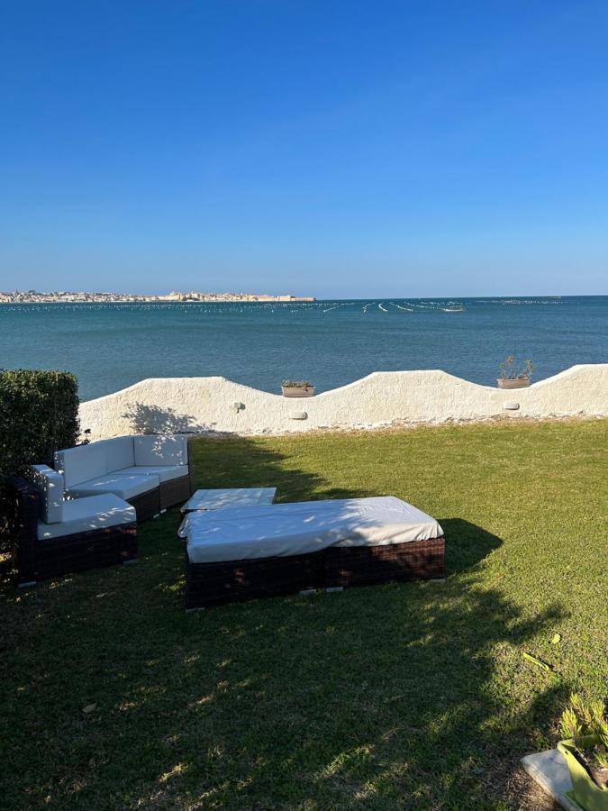 Apartamento Casa Con Piscina E Vista Mare Dal Giardino Fanusa Exterior foto